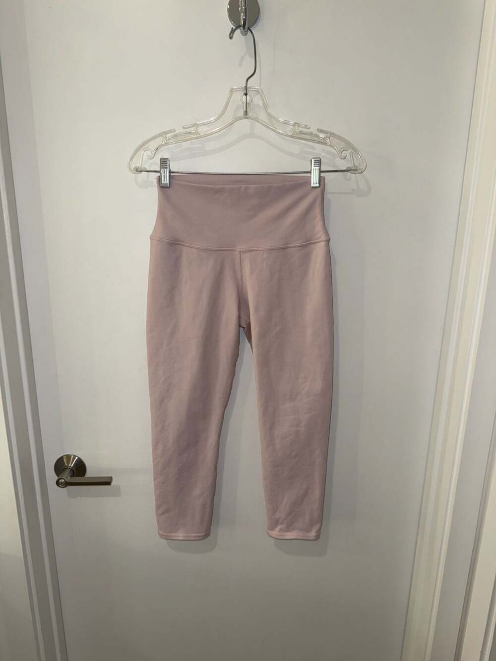 Alo Yoga High-Waist Airbrush 7/8 Leggings in Dusty Pink